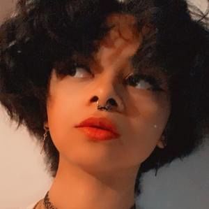 Meet your Posher, Ayres